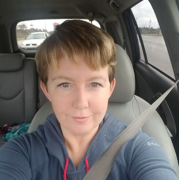 Yours truly, Ashley 😉 - Picture 2 of 7